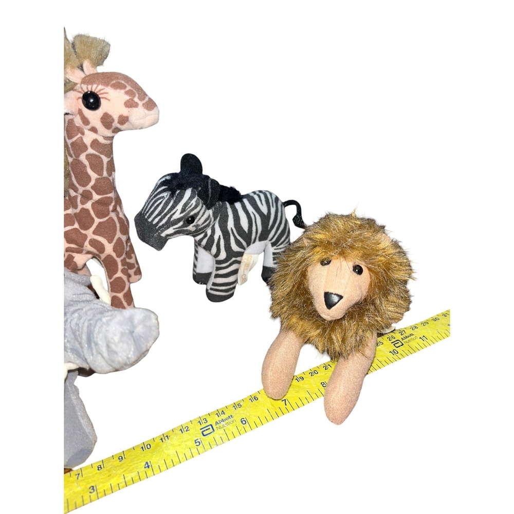 Folkmanis African Wildlife Finger Puppet Playset Retired Giraffe Zebra Elephant - Picture 3 of 6